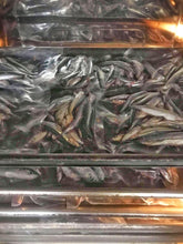 画像をギャラリービューアに読み込む, 【小パック130-150g】季節の小魚フレーク - 熊野灘でとれた猫ごはん
